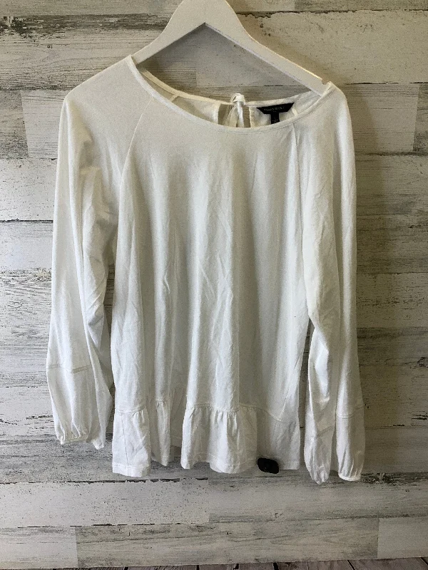 breathable women's tops for summerTop Long Sleeve By Banana Republic In White, Size: L