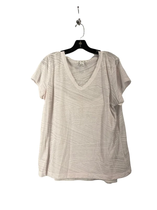 affordable women's topsTop Short Sleeve By Liz Claiborne In White, Size: Xl