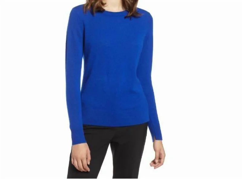 Soft Knitted SweatersCrewneck Cashmere Lightweight Side Slits Mazarene Sweater In Blue