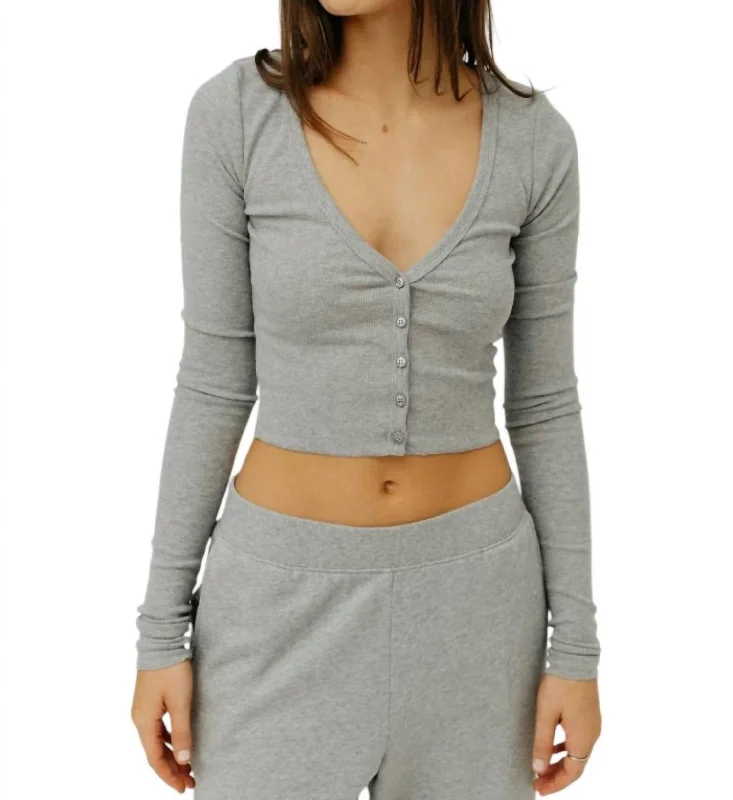 Fashionable Luxurious Chunky SweatersCropped Cardigan In Heather Grey