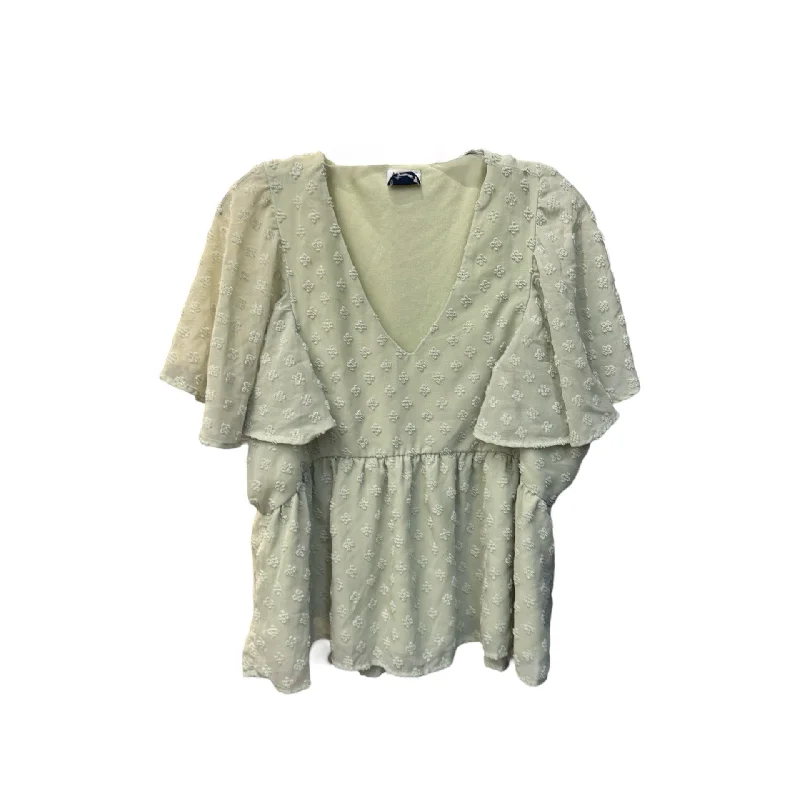 women's tops for those who value both quality and affordabilityTop Short Sleeve By Arula In Green, Size: S