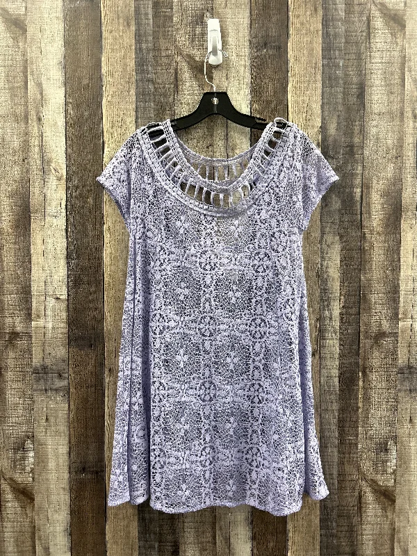 women's tops for those who want to create outfits that are both trendy and timelessTop Short Sleeve By Free People In Purple, Size: S