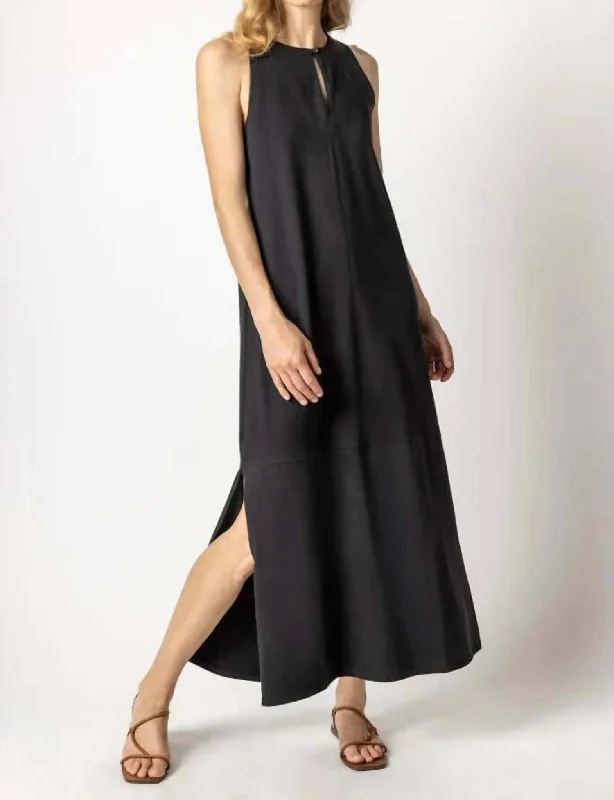 women's machine-washable dressesSleeveless Keyhole Maxi Dress In Black