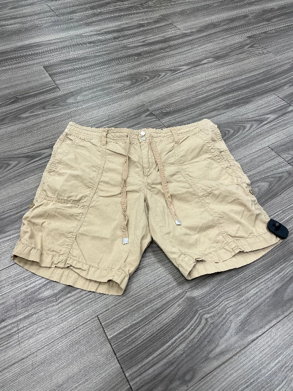 women's warm shortsShorts By Ralph Lauren  Size: 8