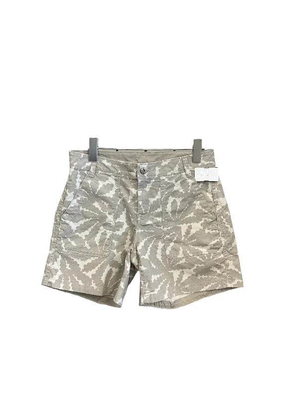 women's designer shortsShorts By The North Face  Size: 2