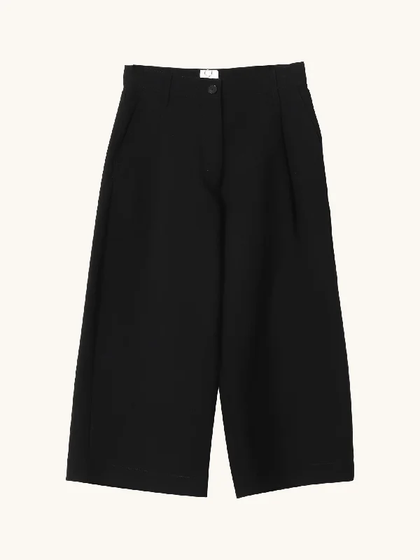 women's classic pantsaClassic Trousers