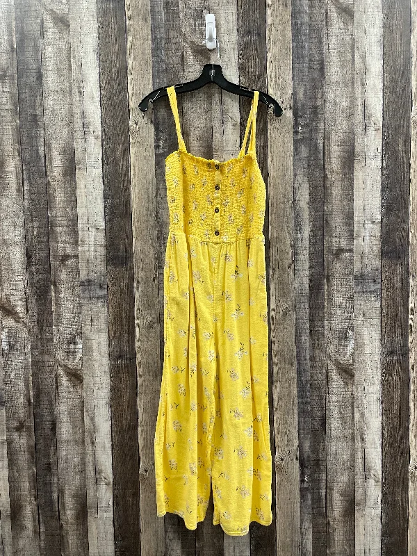 women's jumpsuits for minimalist fashionYellow Jumpsuit Hollister, Size L